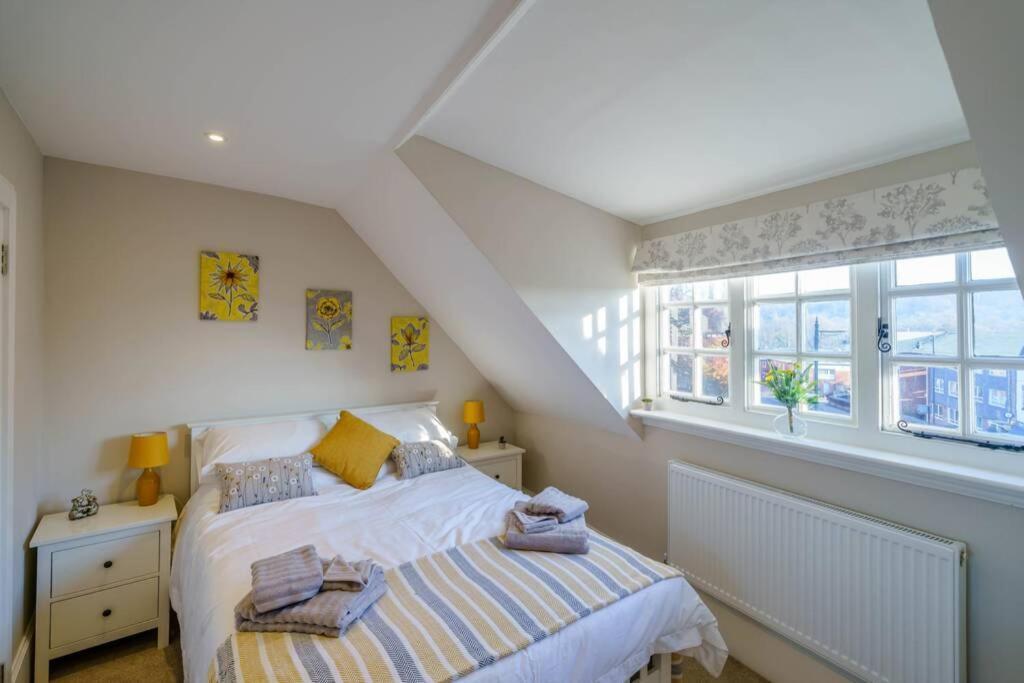 Upper Thames & Lower Thames - Stunning Apartments Henley-on-Thames Екстер'єр фото