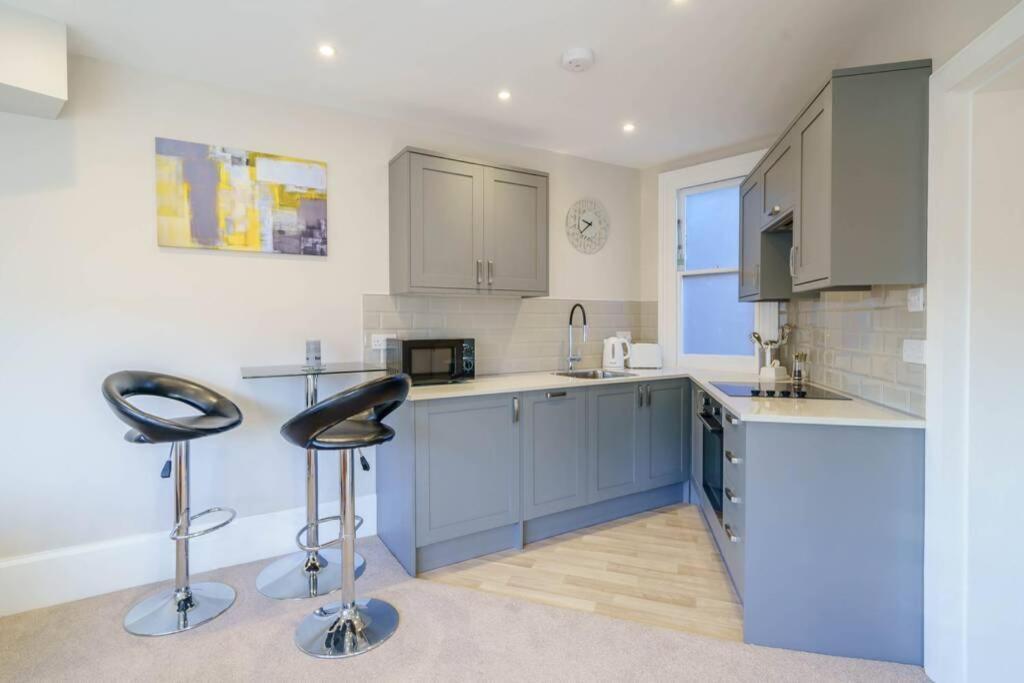 Upper Thames & Lower Thames - Stunning Apartments Henley-on-Thames Екстер'єр фото