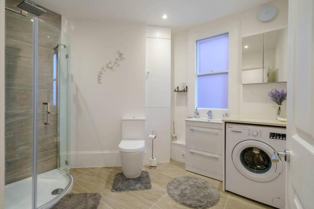 Upper Thames & Lower Thames - Stunning Apartments Henley-on-Thames Екстер'єр фото