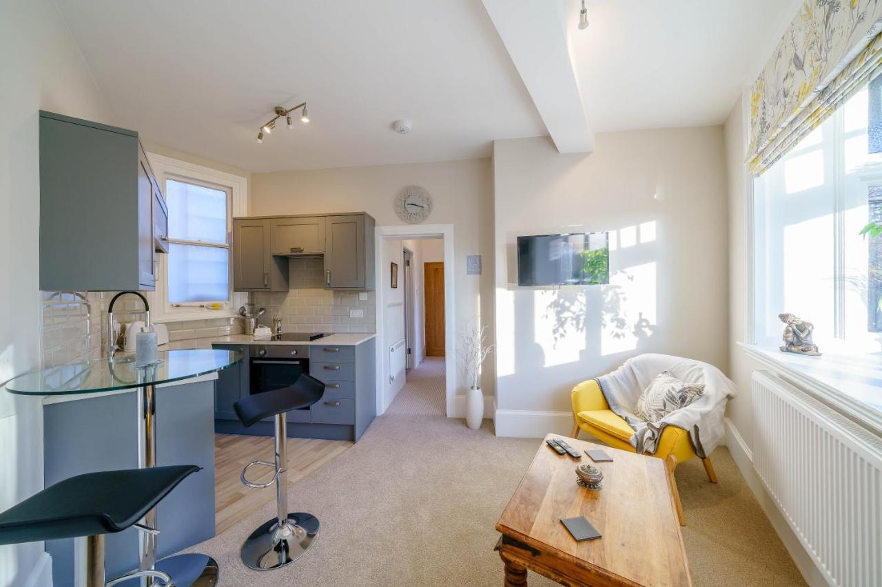 Upper Thames & Lower Thames - Stunning Apartments Henley-on-Thames Екстер'єр фото