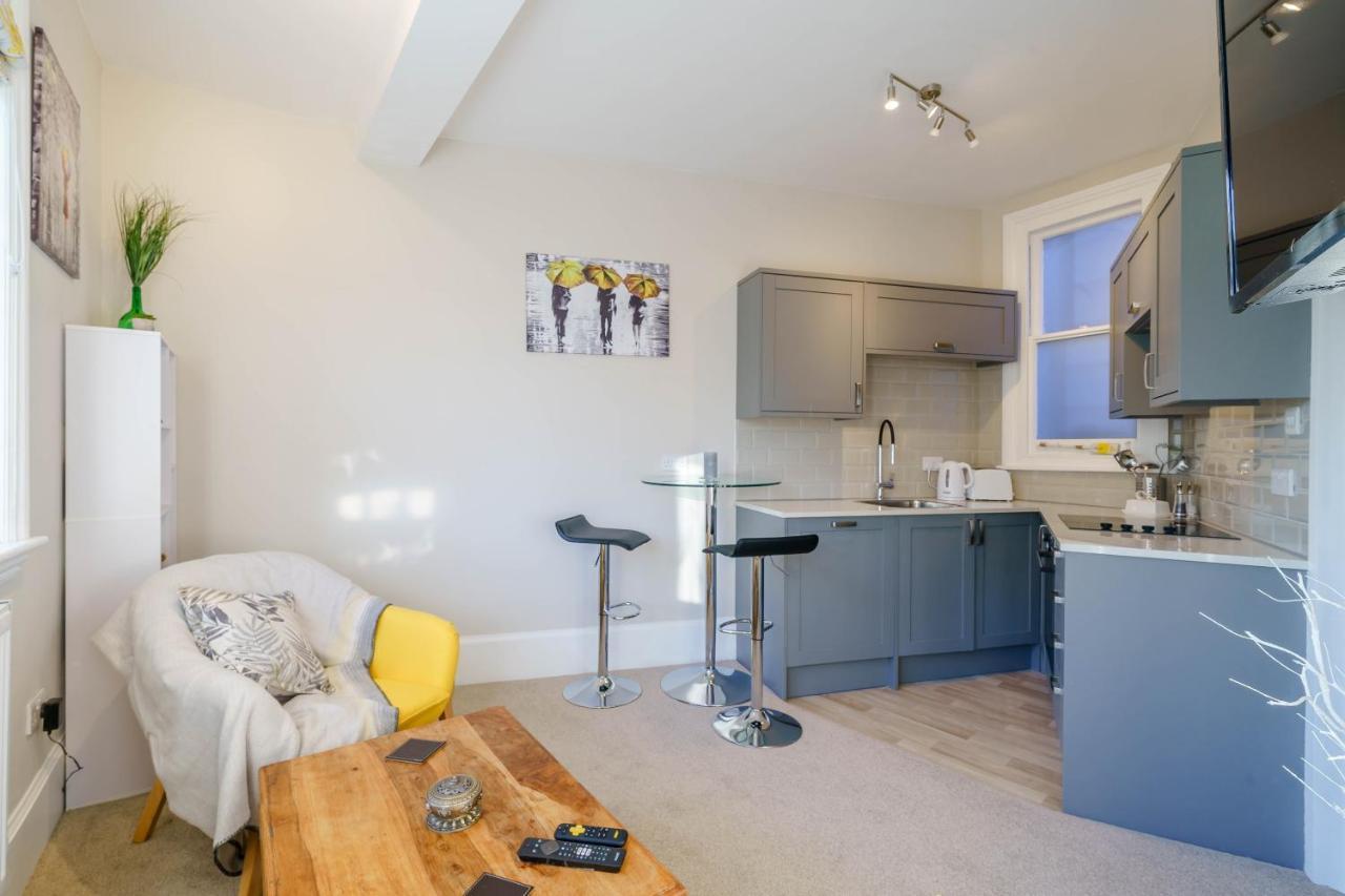 Upper Thames & Lower Thames - Stunning Apartments Henley-on-Thames Екстер'єр фото